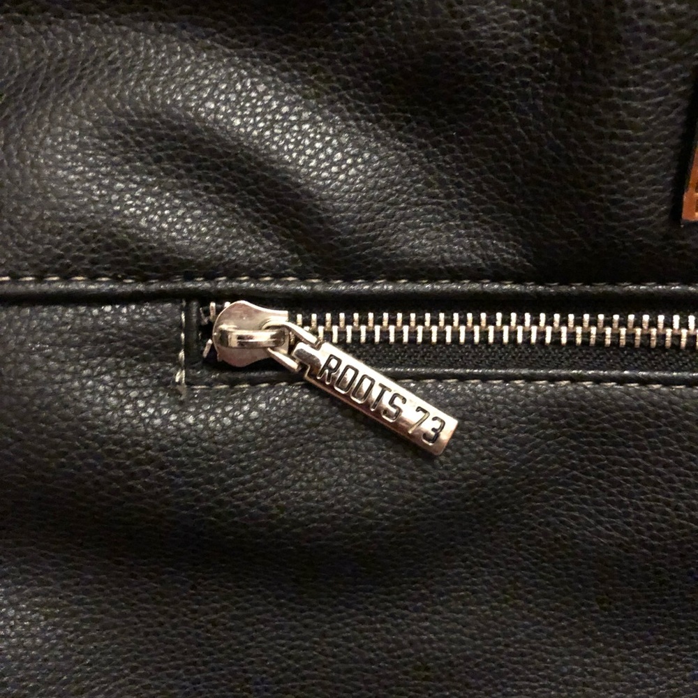 Leather Roots Messenger Bag - Picture 5 of 6
